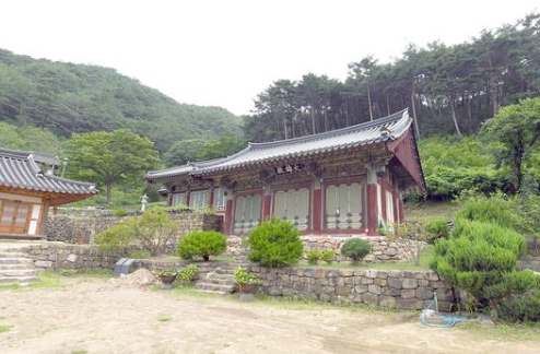 장육사 썸네일